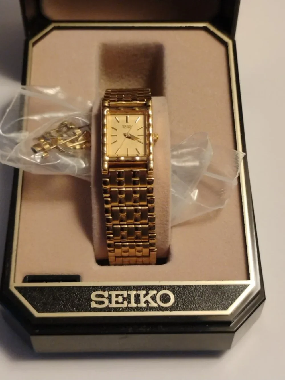 Gorgeous Ladies Seiko Dress Watch with Original Box TESTED! New Battery